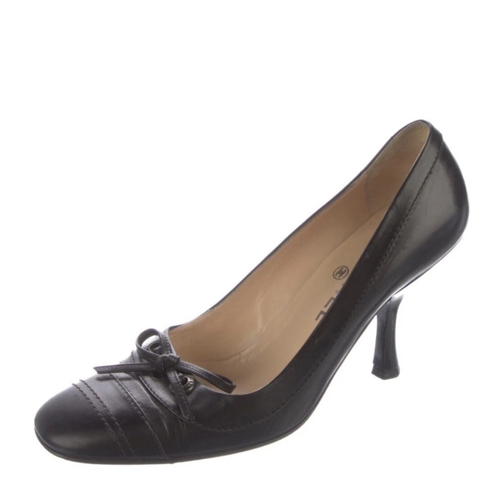 Chanel Black Leather Women's Shoes, Size 38.5